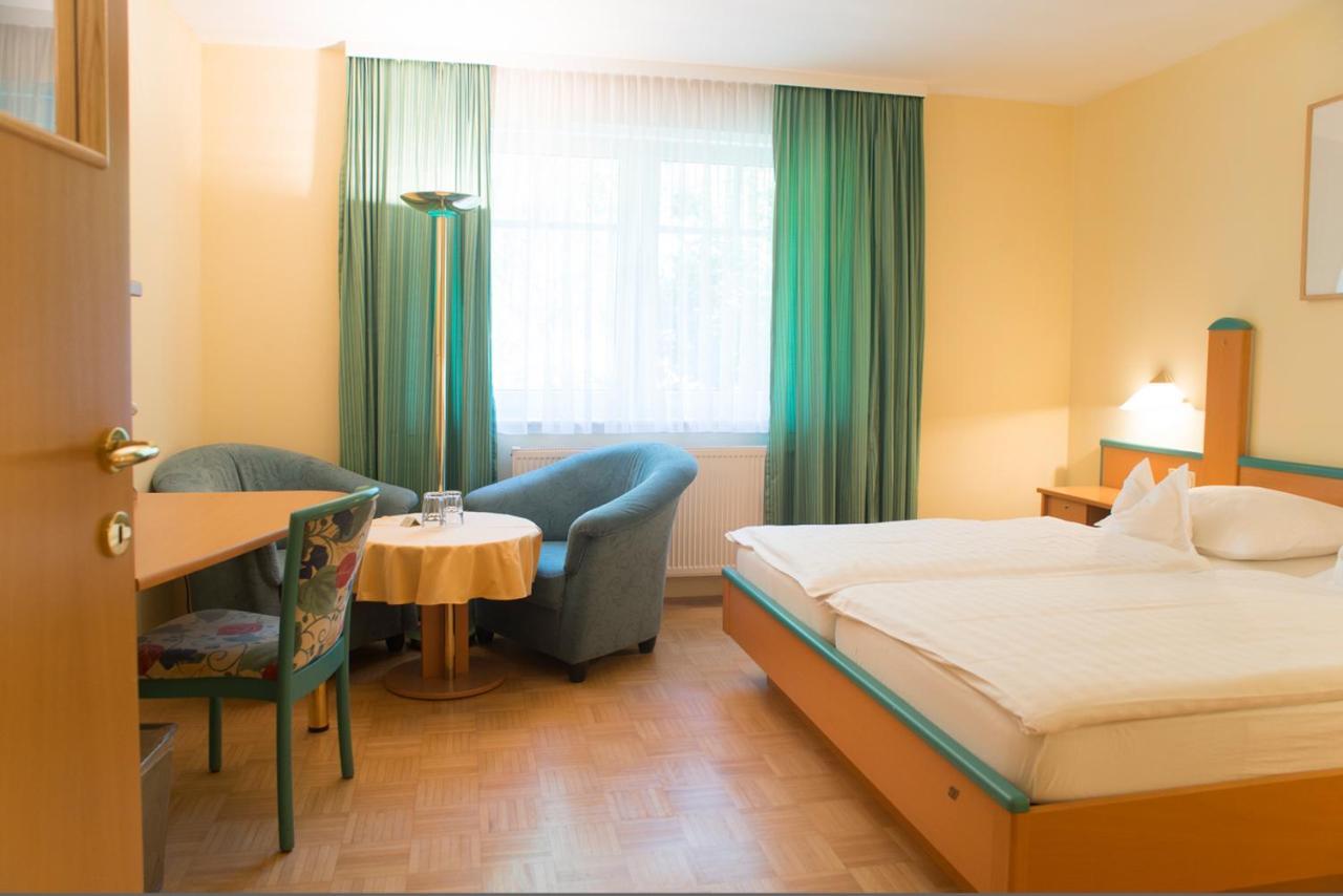 Hotel Emmaquelle Bad Gleichenberg Exterior photo