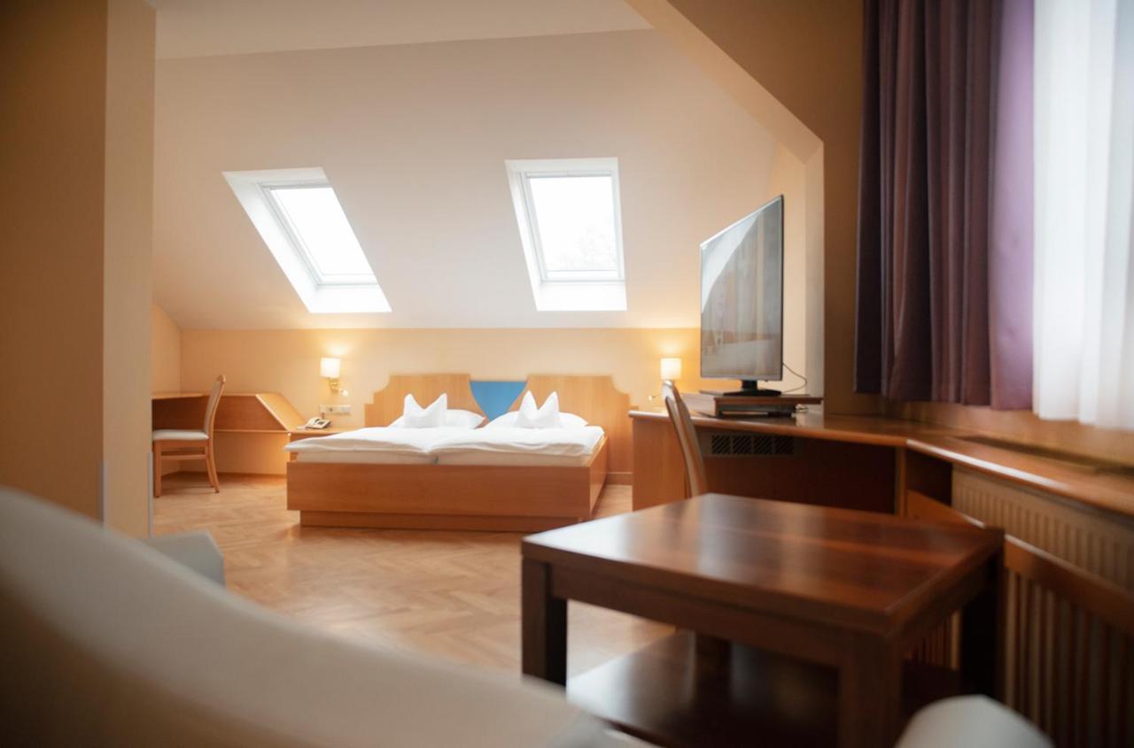Hotel Emmaquelle Bad Gleichenberg Exterior photo