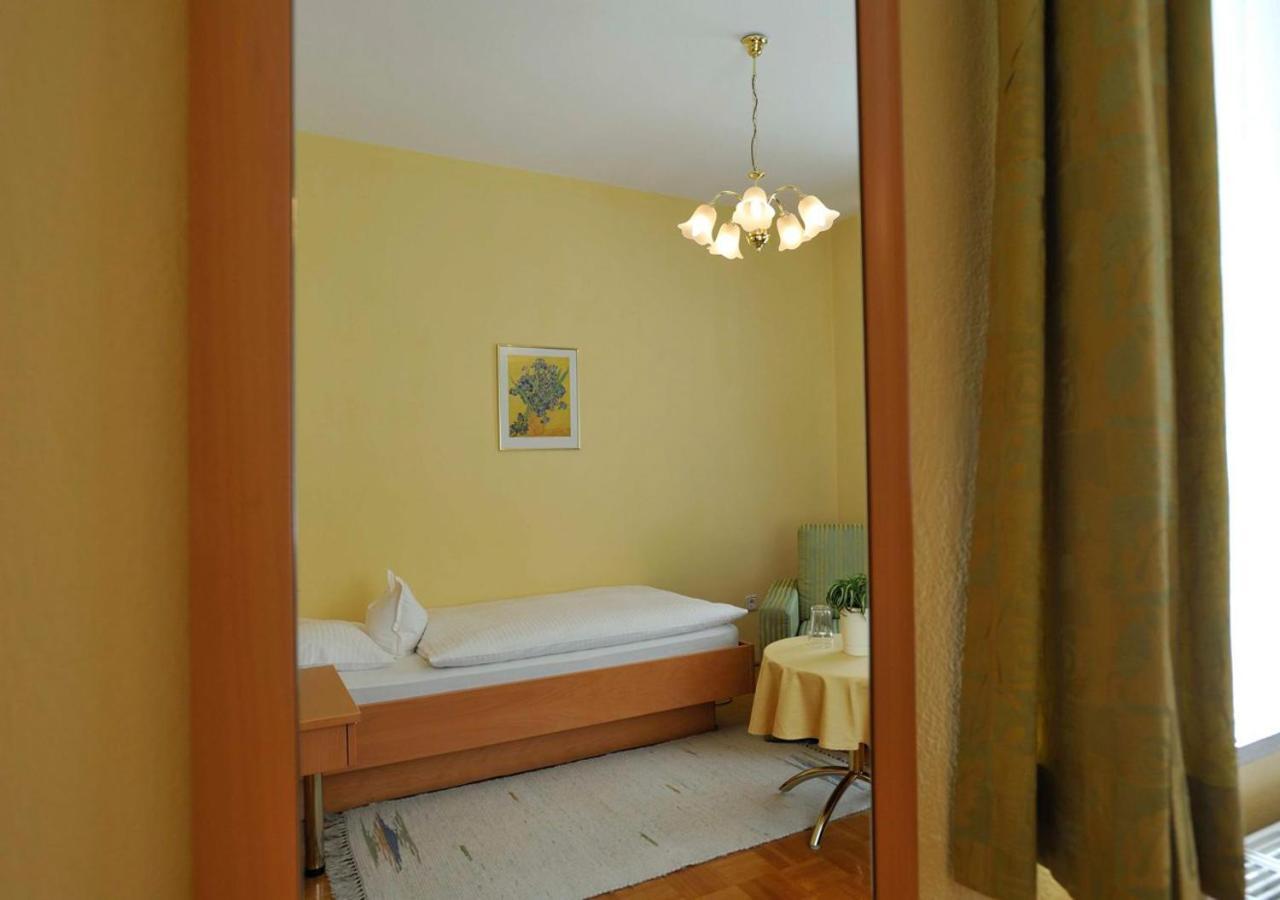 Hotel Emmaquelle Bad Gleichenberg Exterior photo